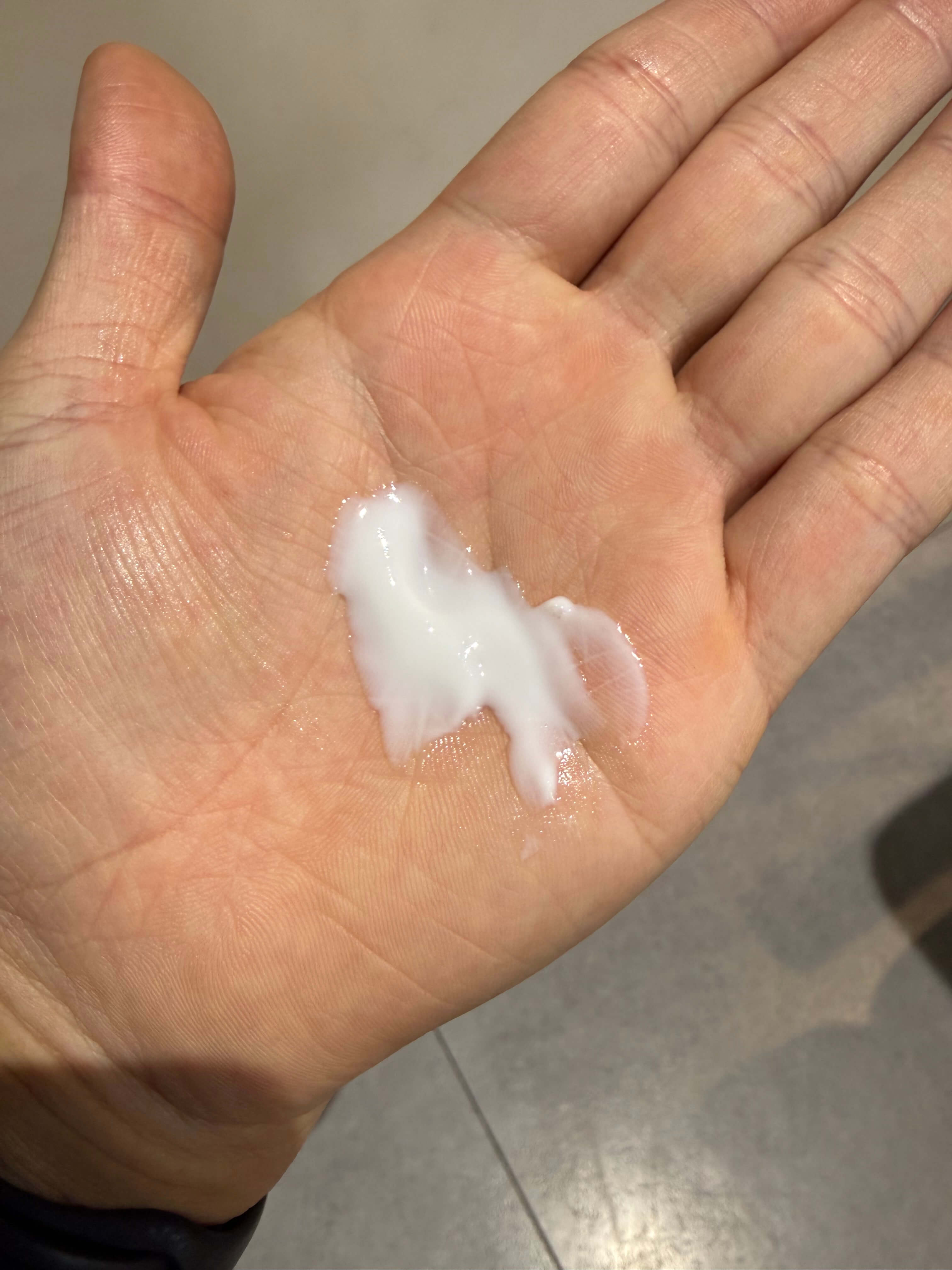 カーリーミークリーム