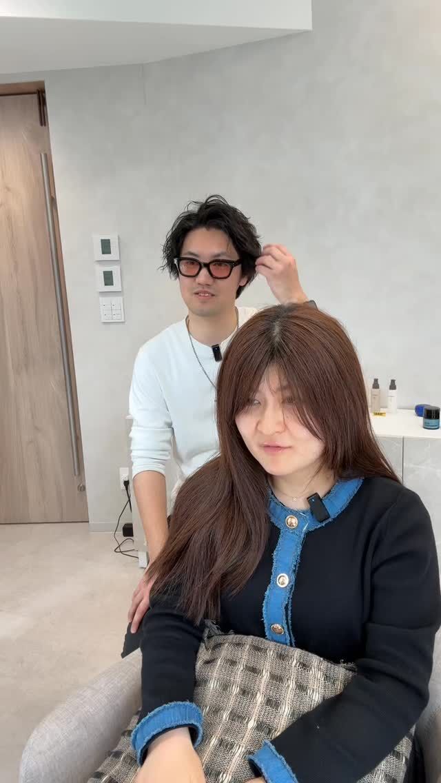 「パサついて見える」
「広がって見える」  実はそれ、
カラーで変わります。  ⸻  くせ毛は
光の当たり方で“見え方”が大きく変わる。  ・暗すぎる → 重く見える
・明るすぎる → パサついて見える  👉だから大事なのは
“ちょうどいい透明感”  ⸻  ✔ ツヤが出るカラー設計
✔ くせ毛が柔らかく見える色味
✔ 赤み・黄みを自然にカバー
✔ 動きが立体的に見える  ⸻  カットだけじゃなく
カラーでも印象は大きく変わります。  実際のお客様です。  大阪・梅田で
くせ毛×カラーが上手い美容師を探している方は
一度お任せください✂️  ⸻  ご予約は
DMまたはプロフィールURLから📩  【CLUTCH 梅田茶屋町店】
📍大阪府大阪市北区茶屋町6-6
TATSUＭI茶屋町Bld. 4F-A  🚃 梅田駅 / 大阪駅 / 茶屋町  気軽にご相談ください✂️